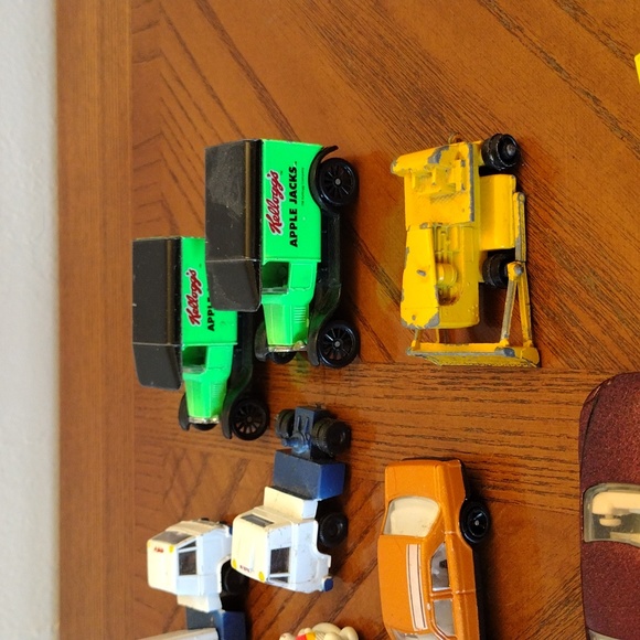 Matchbook and Hot Wheels Vehicles - Picture 3 of 5